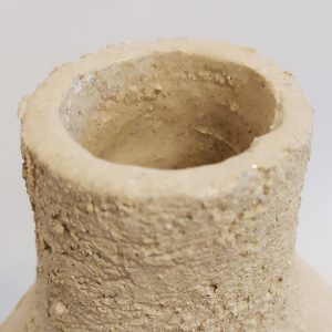 Wazon beżowy ceramiczny wysoki ręcznie lepiony wys. 35 cm