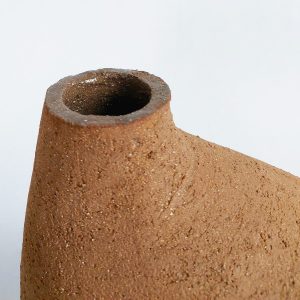 Wazon rzeźba - ceramiczny duży ceglasty, wys. 26,5 cm